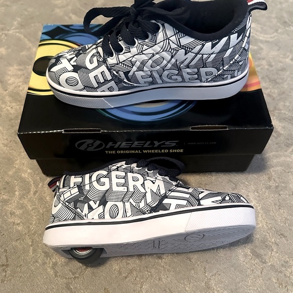 Heelys Tommy Hilfiger Sneakers - Picture 4 of 5